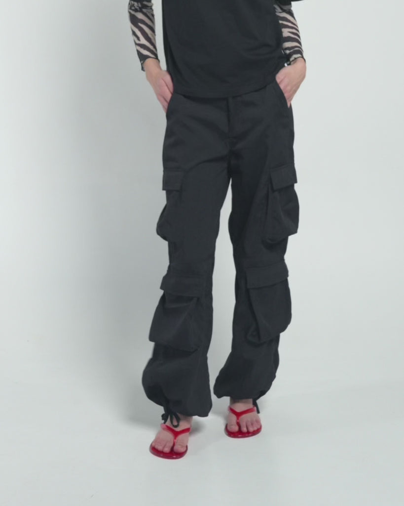 black-parachute-pants-urban-rock