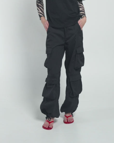 black-parachute-pants-urban-rock